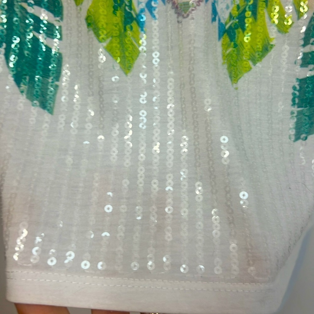 111. Almost Famous White, Pink & Blue V Neck Tank, Tribal Aztec Floral Sequins - Picture 4 of 9